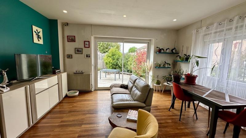 Maison - 98 m² - 4 pièces