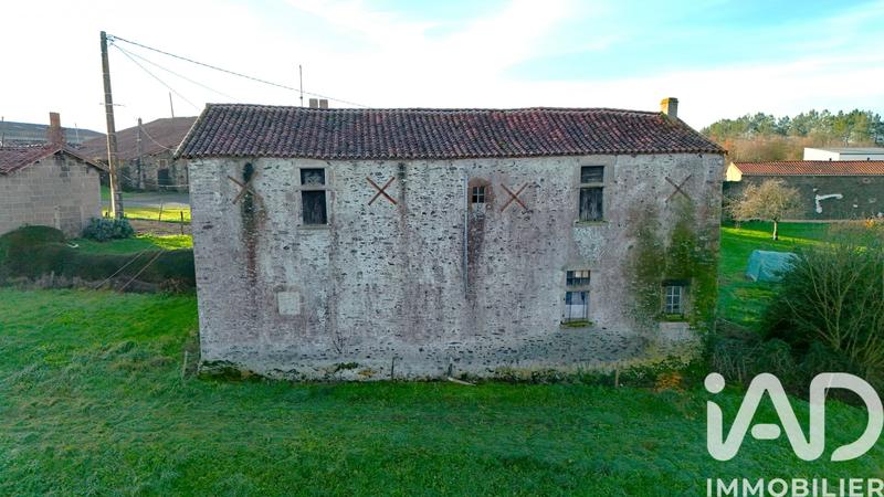 Maison - 276 m² - 7 pièces