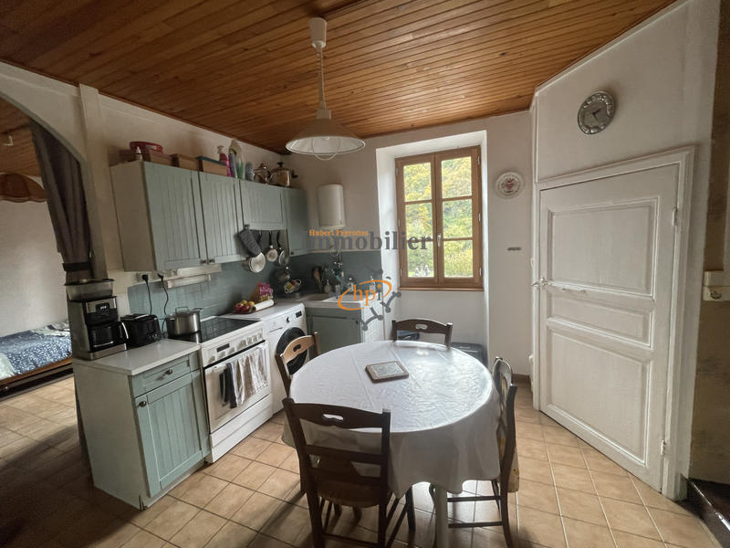 Maison - 103 m² - 6 pièces