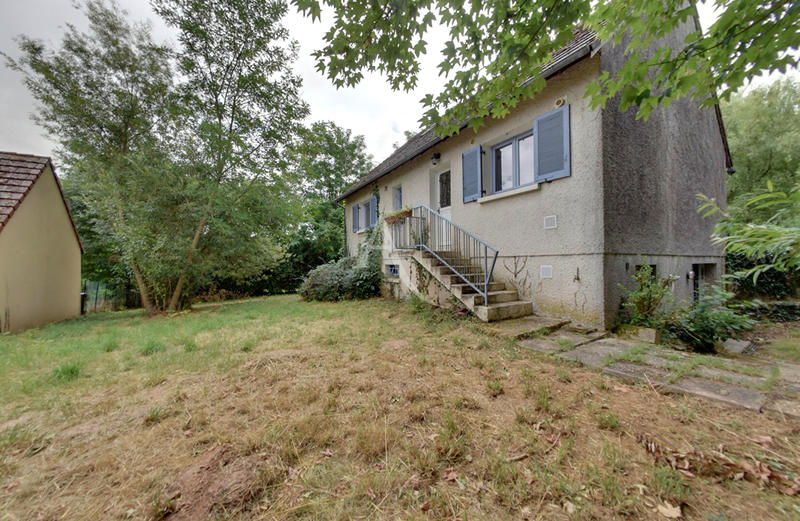 Maison - 106 m² - 5 pièces