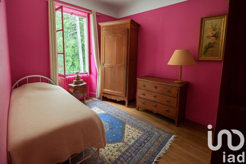 Maison - 209 m² - 9 pièces