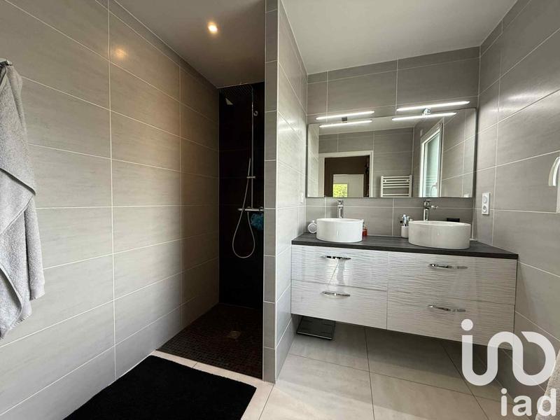 Maison - 162 m² - 6 pièces