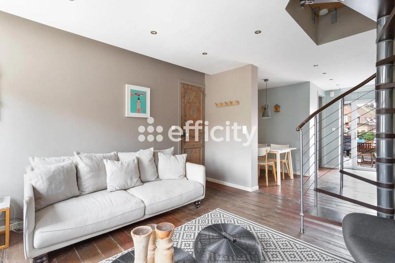 Immeuble - 84 m² - 6 pièces