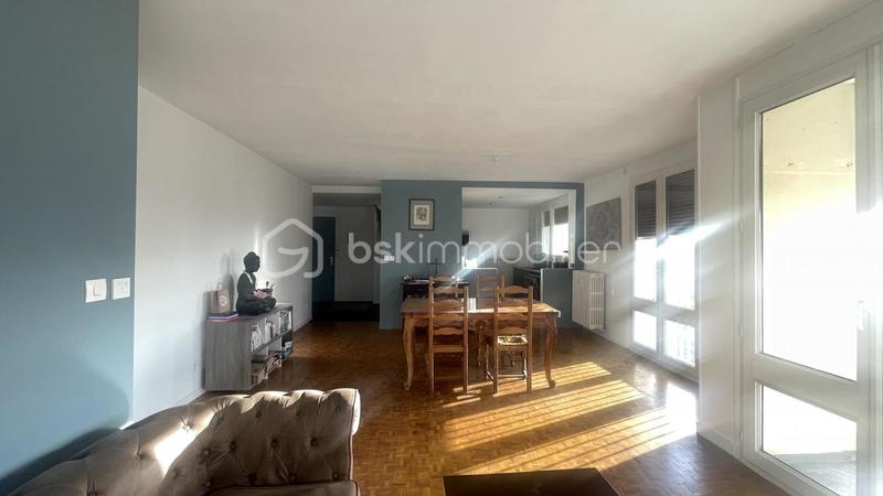 Appartement - 97 m² - 4 pièces