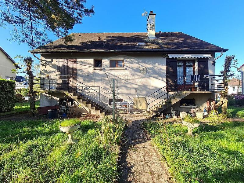 Maison - 102 m² - 6 pièces