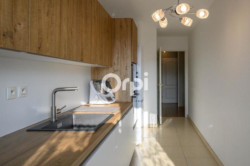 Appartement - 75 m² - 3 pièces