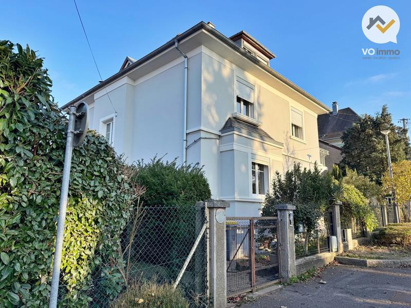 Maison - 154 m² - 9 pièces