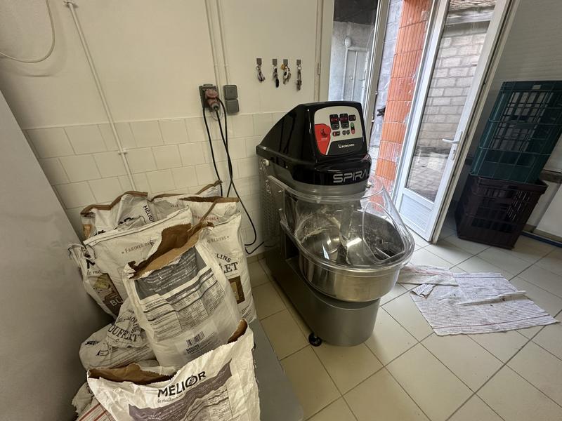 Fonds de commerce - 100 m²