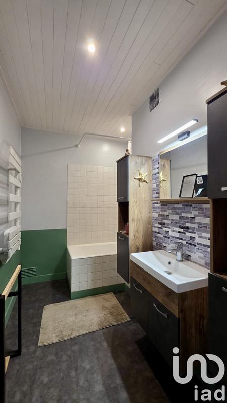 Maison - 85 m² - 5 pièces