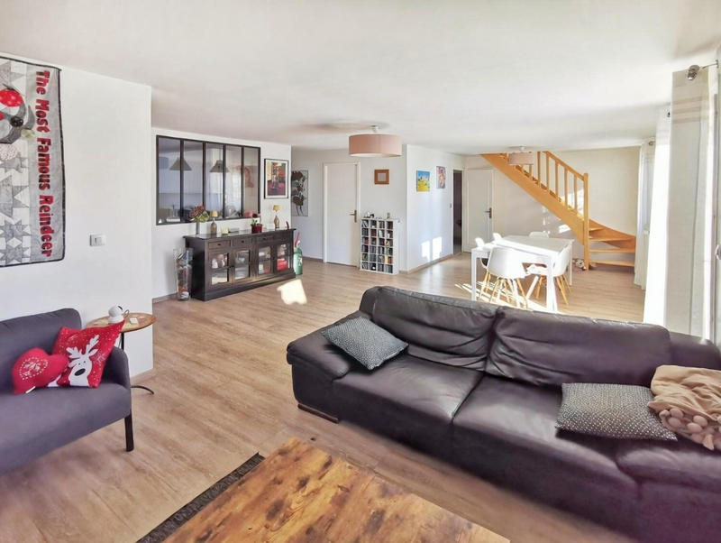 Maison - 130 m² - 7 pièces