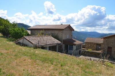 Corps de ferme - 82 m² - 5 pièces