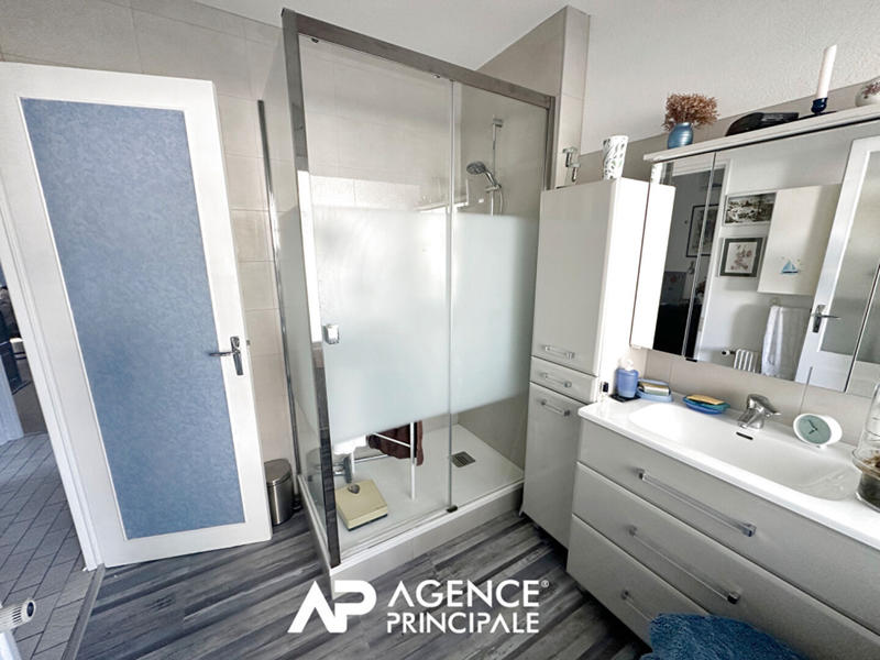 Appartement - 95 m² - 4 pièces