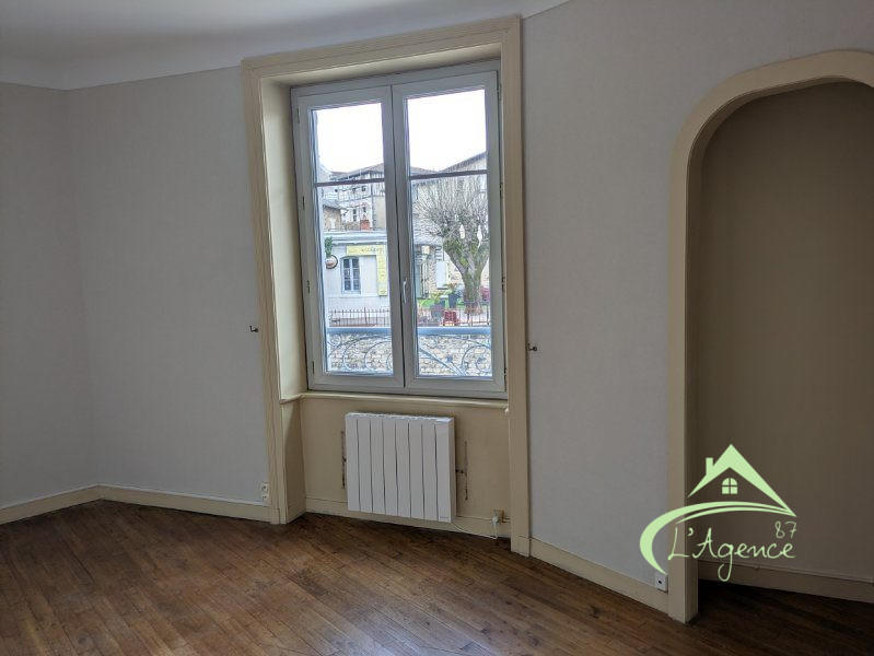 Appartement - 101 m² - 5 pièces