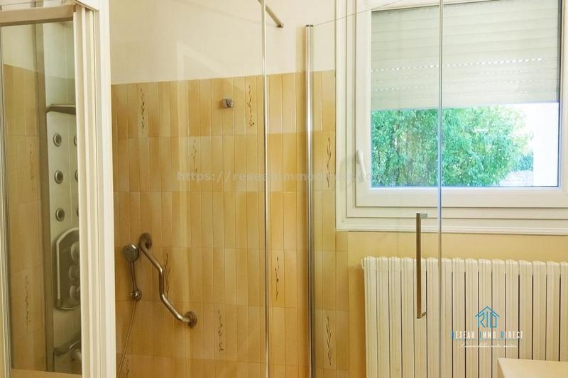 Propriété - 133 m² - 8 pièces