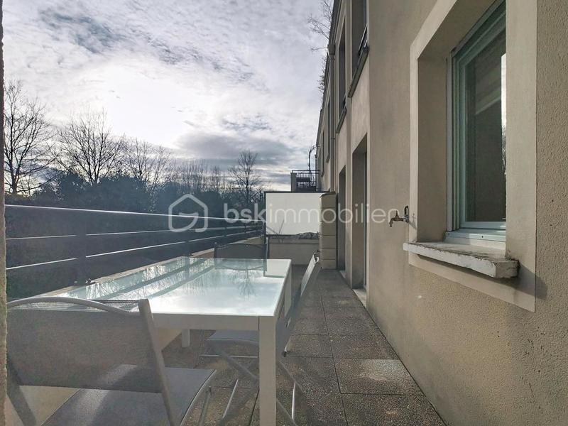 Appartement - 64 m² - 3 pièces