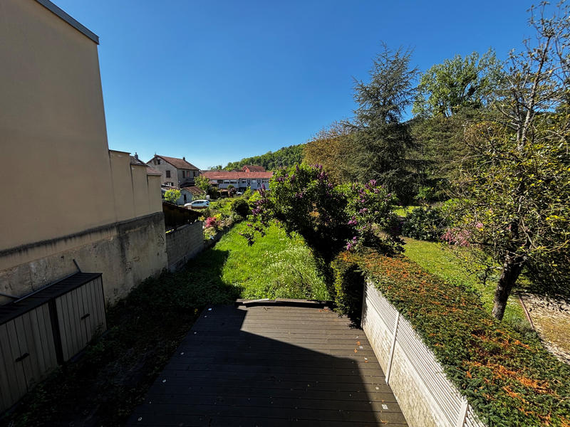 Maison - 362 m² - 8 pièces