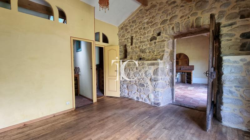 Maison de village - 264 m² - 8 pièces