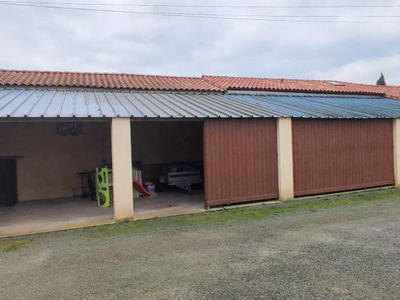 Maison - 120 m² - 2 pièces