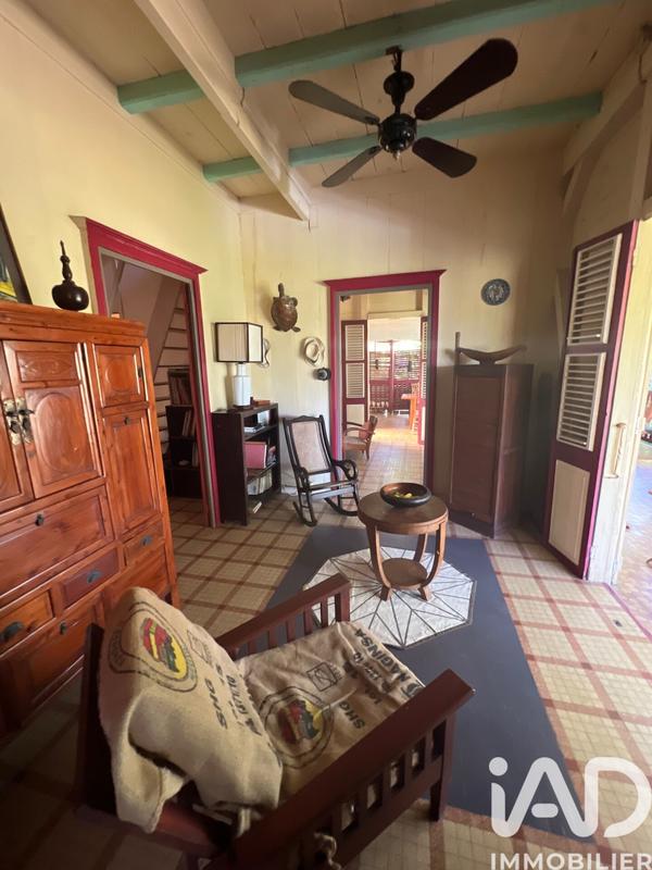 Maison - 194 m² - 9 pièces