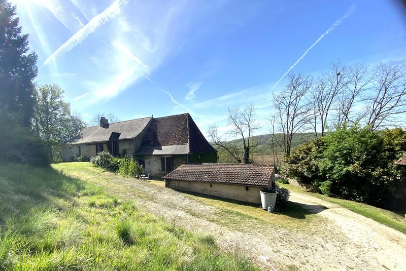 Maison traditionnelle - 211 m² - 7 pièces