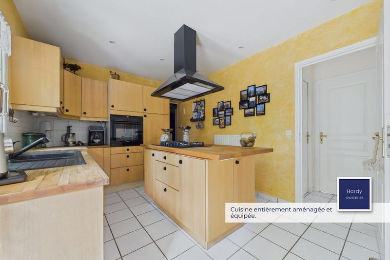 Maison - 142 m² - 7 pièces