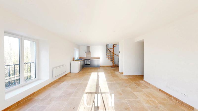 Duplex - 66 m² - 4 pièces