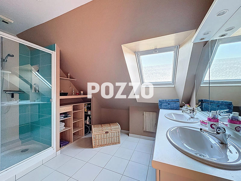 Maison - 156 m² - 7 pièces