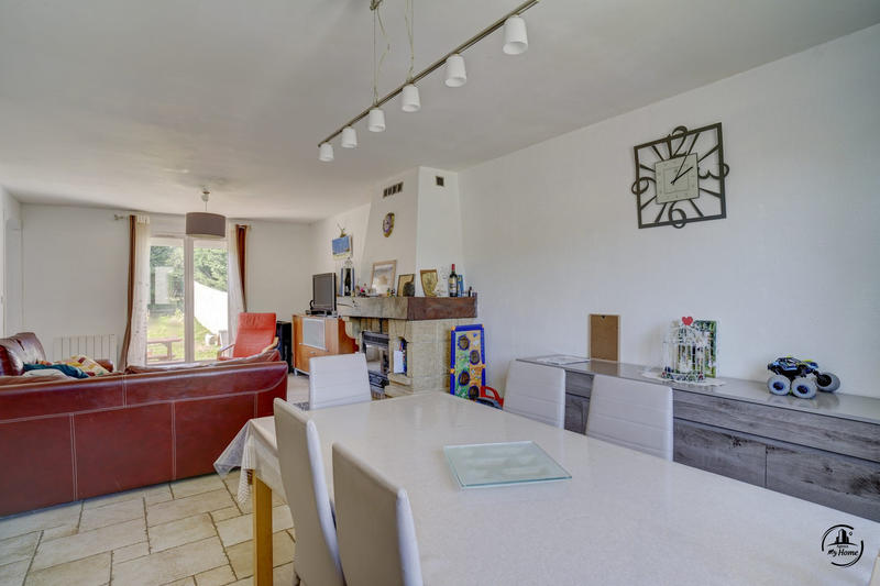 Maison - 88 m² - 5 pièces