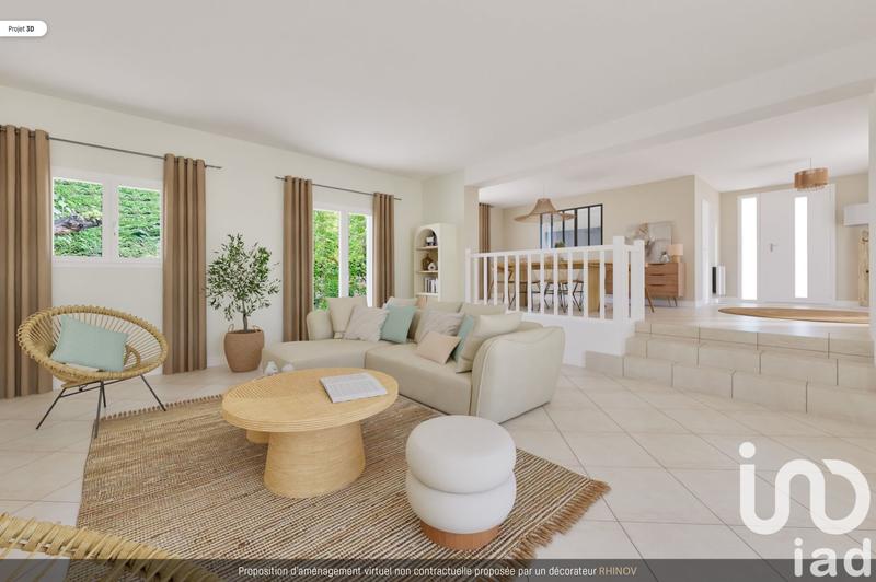 Maison - 230 m² - 8 pièces