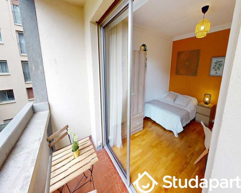 Chambre - 110 m² - 1 pièce