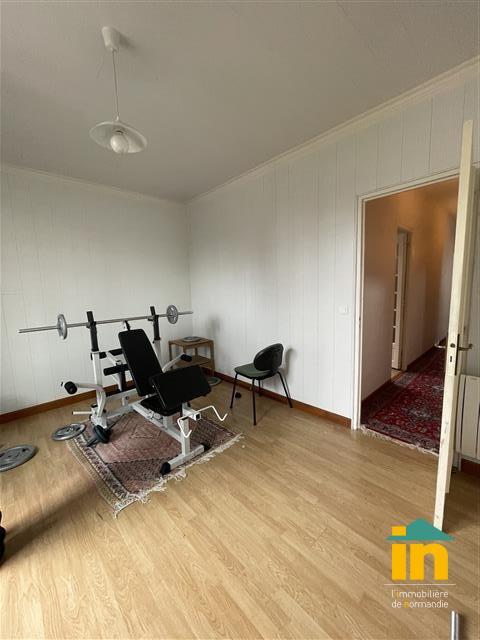 Appartement - 125 m² - 5 pièces