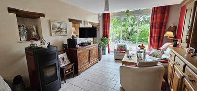 Propriété - 276 m² - 9 pièces