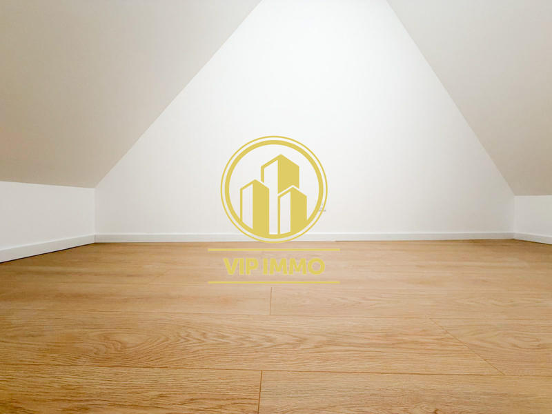 Maison - 90 m² - 6 pièces