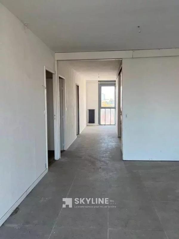 Immeuble - 980 m² - 48 pièces