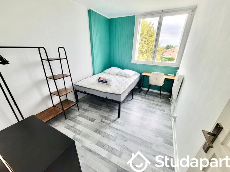 Chambre - 9 m² - 1 pièce