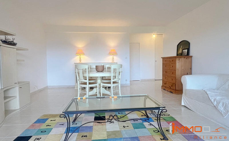 Appartement - 80 m² - 3 pièces