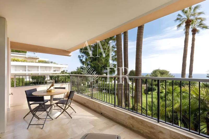 Appartement - 181 m² - 4 pièces