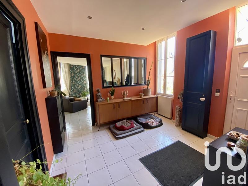 Maison - 184 m² - 9 pièces