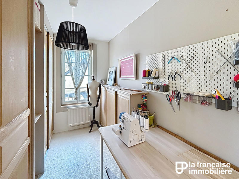 Maison - 206 m² - 8 pièces