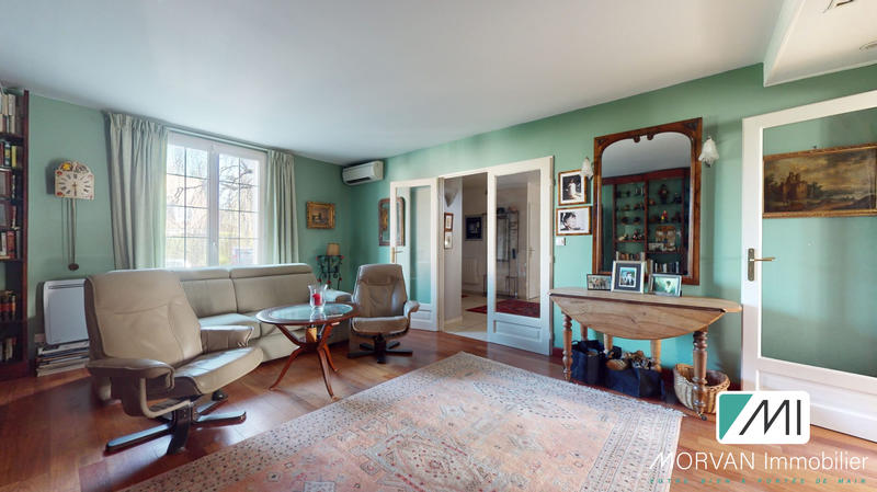 Maison - 290 m² - 11 pièces