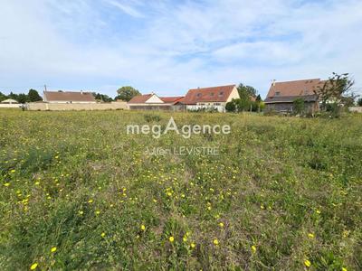 Terrain constructible - 850 m²