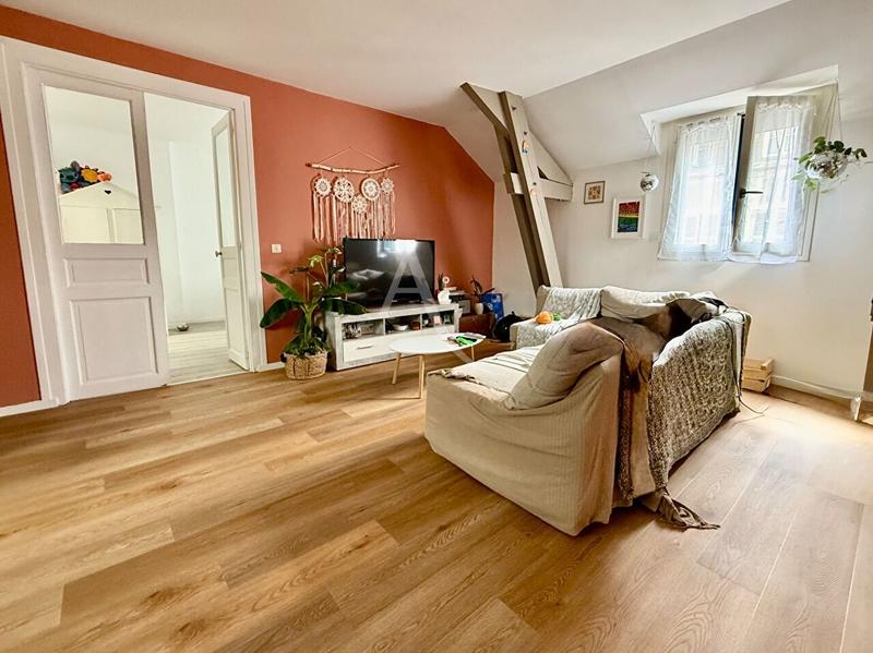 Immeuble - 6 pièces