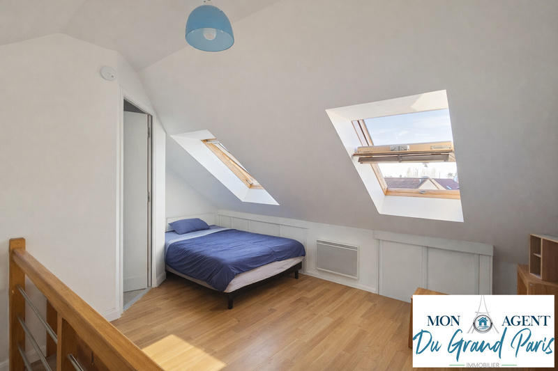 Maison - 85 m² - 5 pièces