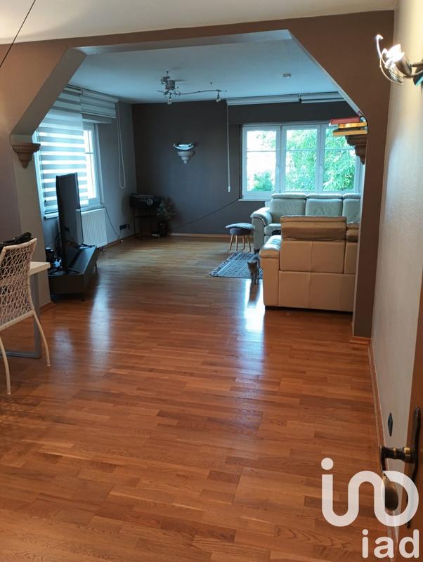 Maison - 230 m² - 12 pièces