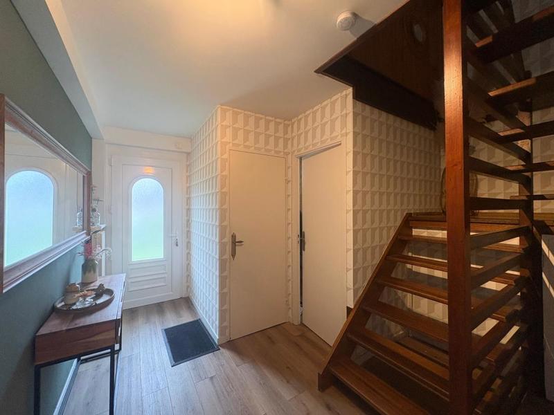 Pavillon - 93 m² - 4 pièces