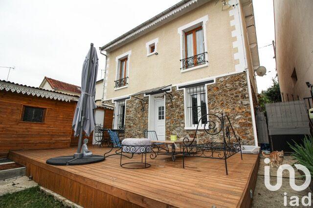 Maison - 91 m² - 4 pièces