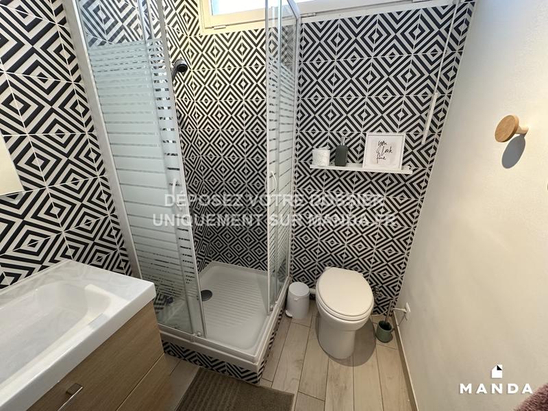 Chambre - 15 m² - 6 pièces