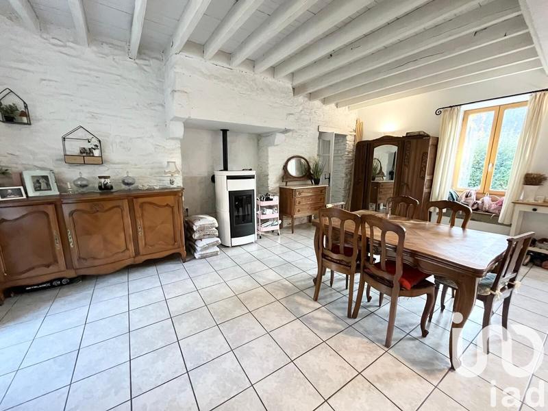 Maison - 200 m² - 6 pièces