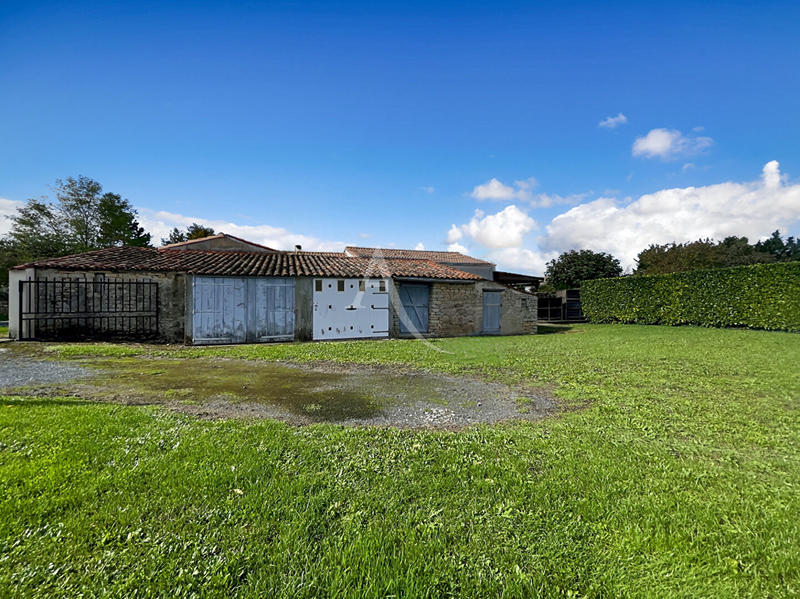 Maison - 95 m² - 5 pièces