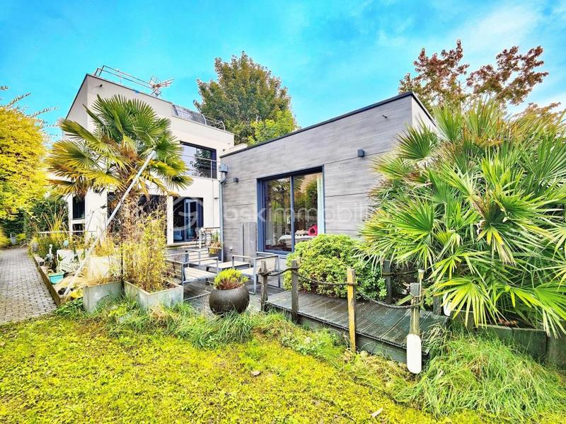 Maison d'architecte - 160 m² - 6 pièces